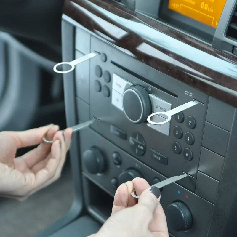 Lot de 4 Outils d’Extraction pour Autoradio - Clés de Dépose Stéréo Universelles, Outil de Démontage & Installation